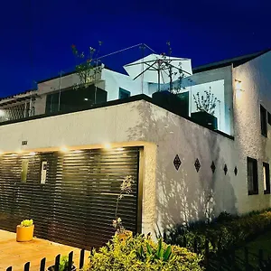 Pensión Casa Aloha 152
